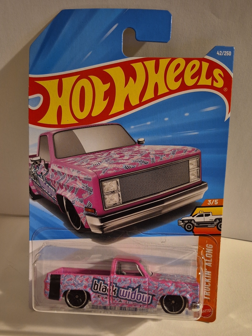 D11  Hot Wheels 83 Chevy Silverado shipping protector